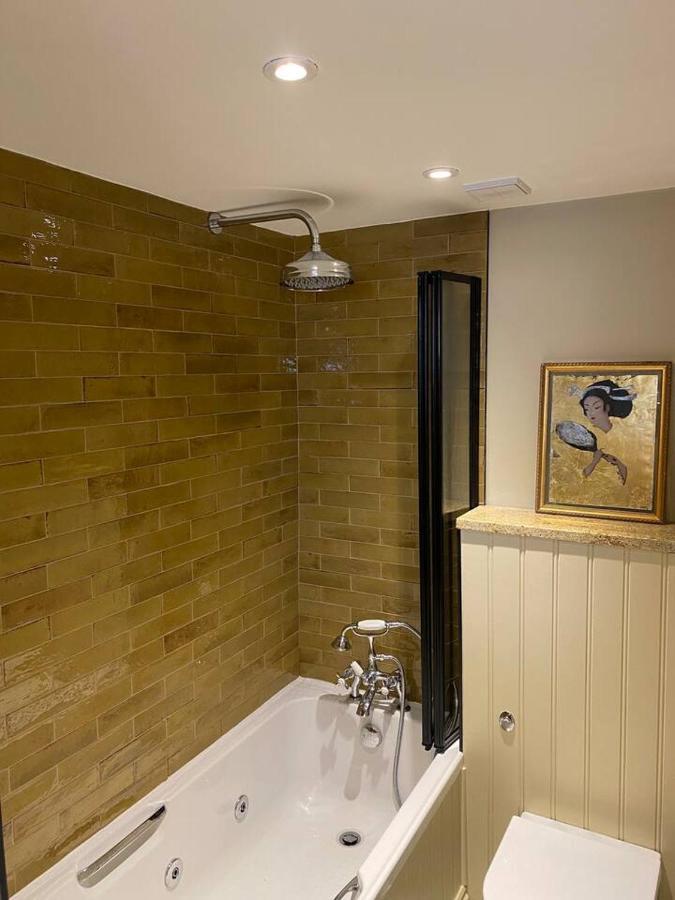 Linden Retreat Apartment Brimscombe Exterior photo